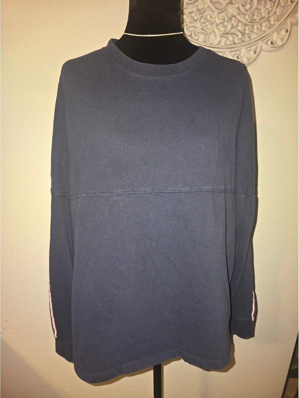 Aeropostale Navy Blue Pullover Sweatshirt Medium